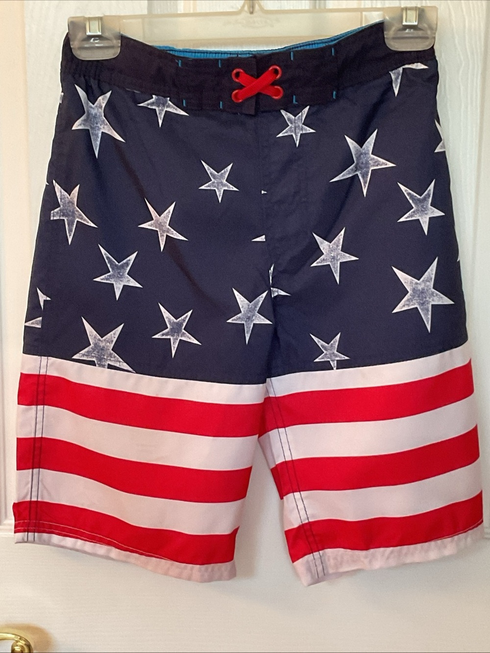 Cat & Jack swim trunks boys Sz L 12/14 red white and blue stars stripes w mesh